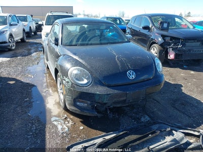 VOLKSWAGEN BEETLE 2013