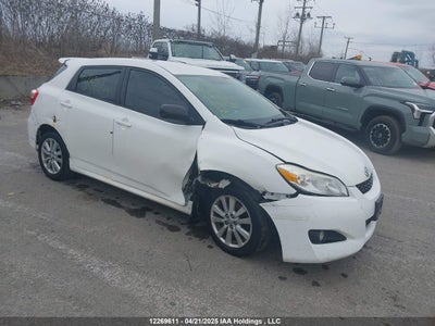 TOYOTA MATRIX 2010