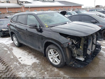 TOYOTA HIGHLANDER 2022