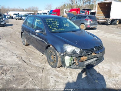VOLKSWAGEN GOLF 2012