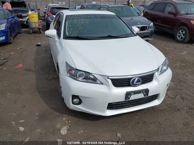 LEXUS 200 2012