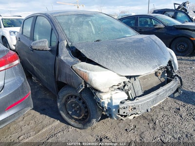 TOYOTA YARIS 2016