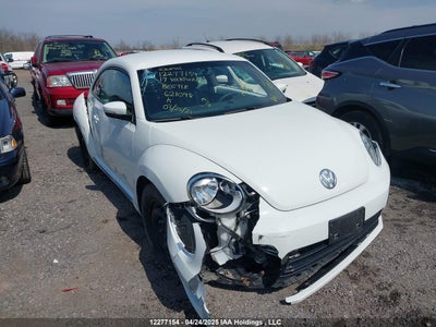 VOLKSWAGEN BEETLE 2017