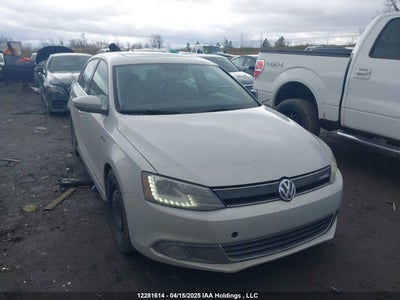 VOLKSWAGEN JETTA HYBRID 2013