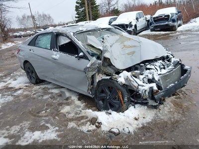 HYUNDAI ELANTRA 2022