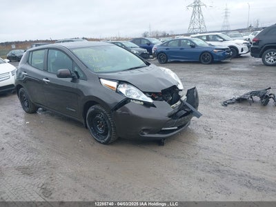 NISSAN LEAF 2016