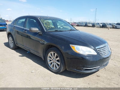 CHRYSLER 200 2012