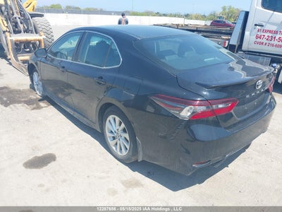 TOYOTA CAMRY 2024