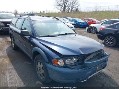 VOLVO XC70 2003