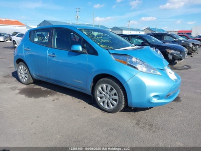 NISSAN LEAF 2015