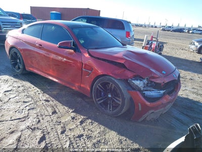 BMW M4 2015