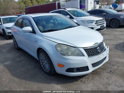 SUZUKI KIZASHI 2011