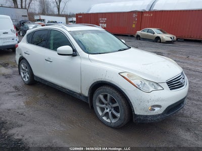 INFINITI JOURNEY 2011
