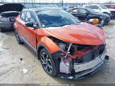 TOYOTA C-HR 2021