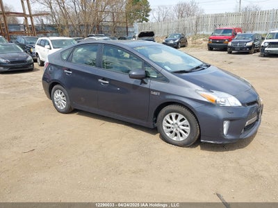 TOYOTA PRIUS PLUG-IN 2013