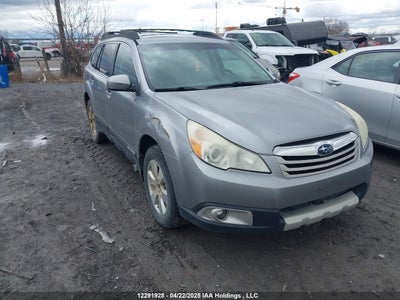 SUBARU OUTBACK 2011