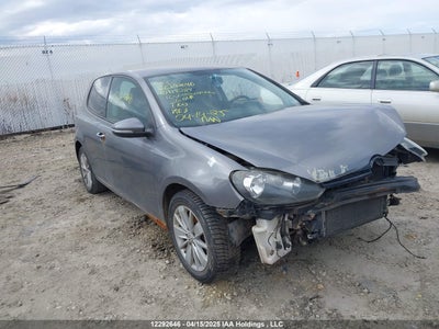 VOLKSWAGEN GOLF 2010