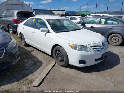 TOYOTA CAMRY 2011