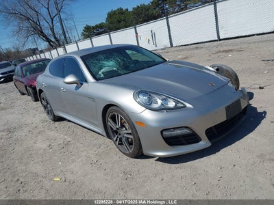 PORSCHE PANAMERA 2012