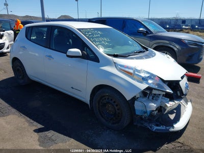 NISSAN LEAF 2015