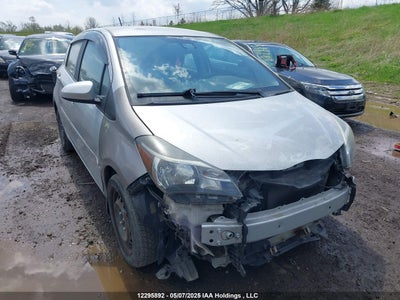 TOYOTA YARIS 2017