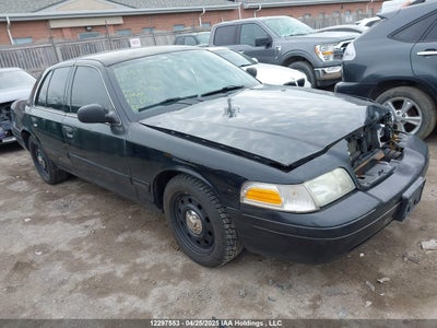 FORD CROWN VICTORIA 2011