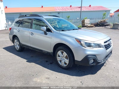 SUBARU OUTBACK 2018