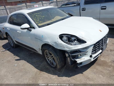 PORSCHE MACAN 2015