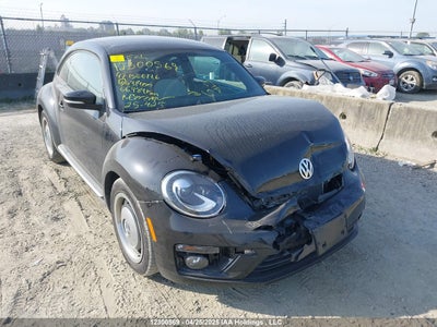 VOLKSWAGEN BEETLE 2017