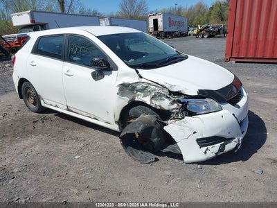 TOYOTA MATRIX 2012