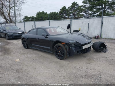 PORSCHE TAYCAN 2024