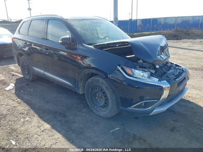 MITSUBISHI OUTLANDER 2016