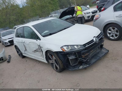 VOLKSWAGEN GOLF R 2016