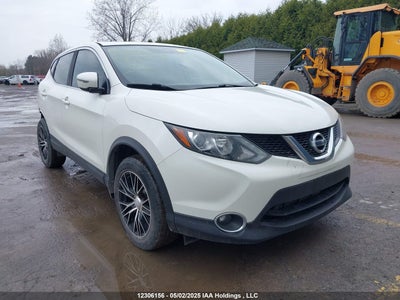 NISSAN QASHQAI 2018