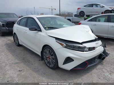 KIA FORTE5 2022