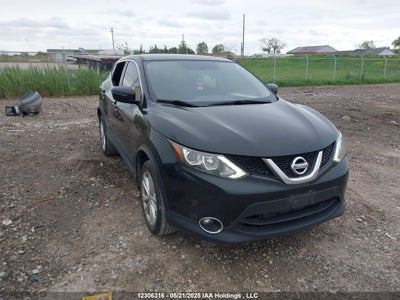NISSAN QASHQAI 2017