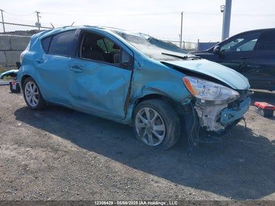 TOYOTA PRIUS C 2014