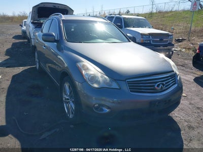 INFINITI JOURNEY 2014