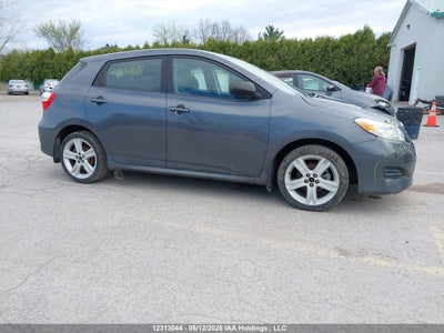 TOYOTA MATRIX 2011