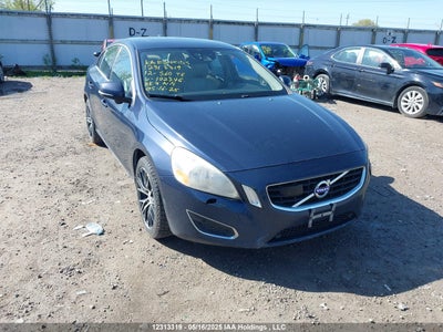 VOLVO S60 2012