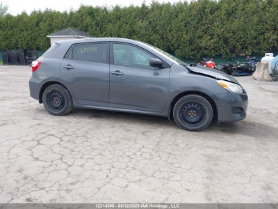 TOYOTA MATRIX 2012