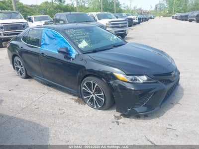 TOYOTA CAMRY 2020