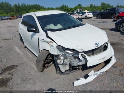 TOYOTA MATRIX 2012