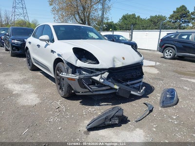 PORSCHE MACAN 2022