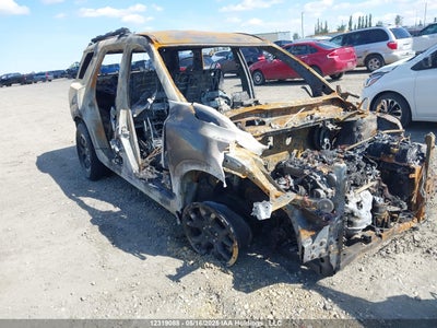 NISSAN PATHFINDER 2024