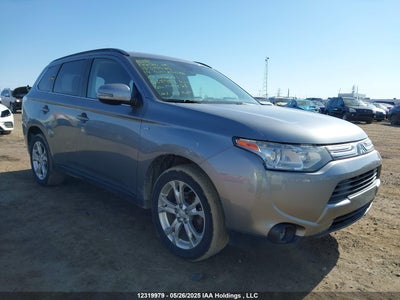 MITSUBISHI OUTLANDER 2014