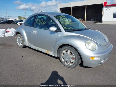 VOLKSWAGEN BEETLE 2001
