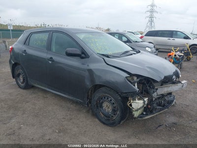 TOYOTA MATRIX 2012