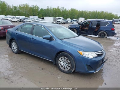 TOYOTA CAMRY 2012