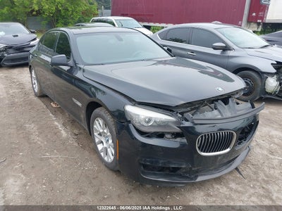 BMW 750 2012